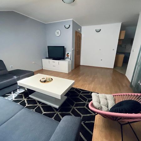 Apartment Camellia Ljubuški Екстериор снимка