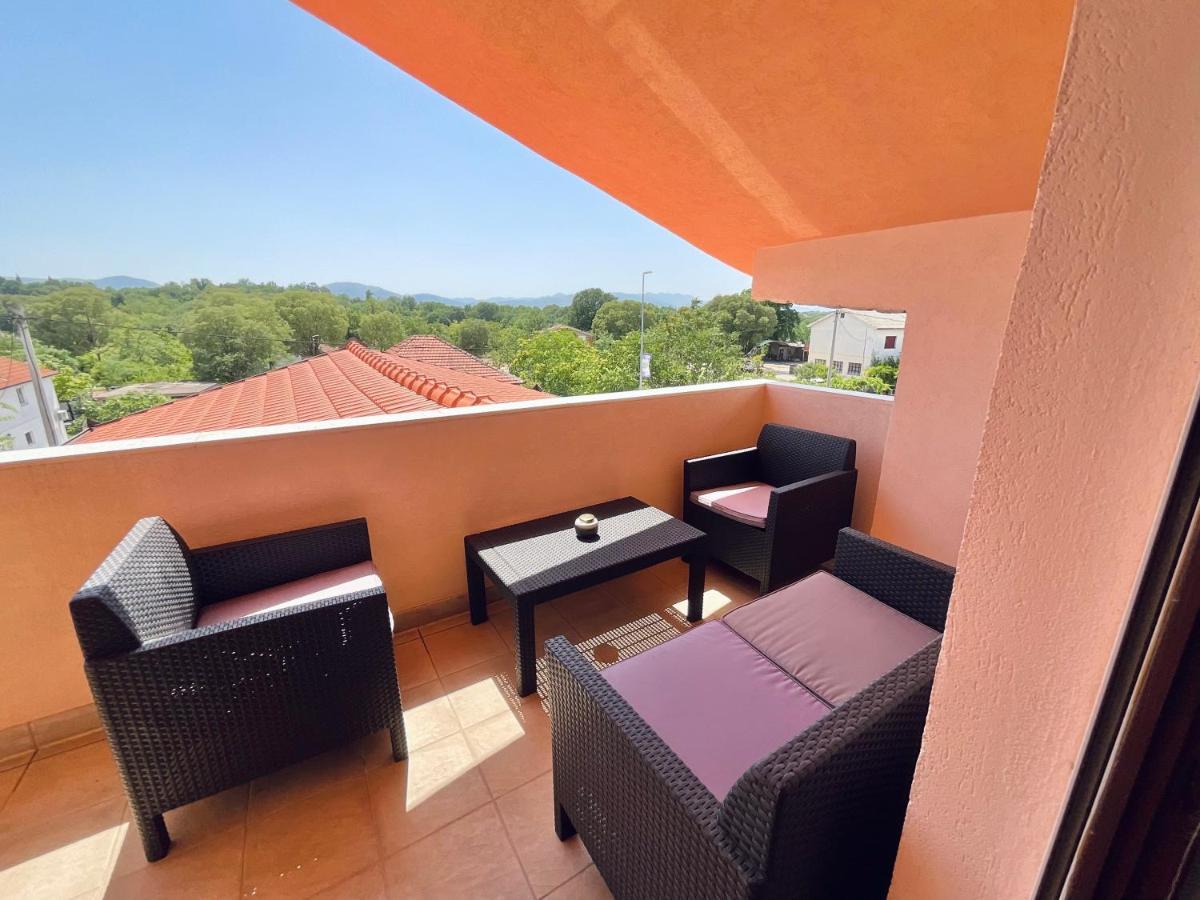 Apartment Camellia Ljubuški Екстериор снимка